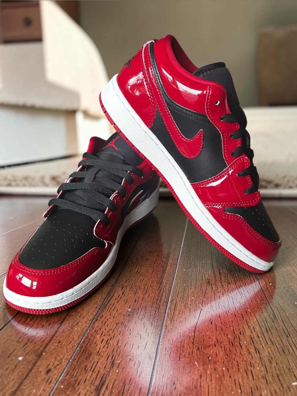 Air Jordan 1 Low SE Big Kids Size 7Y “Patent University Red” Brand New